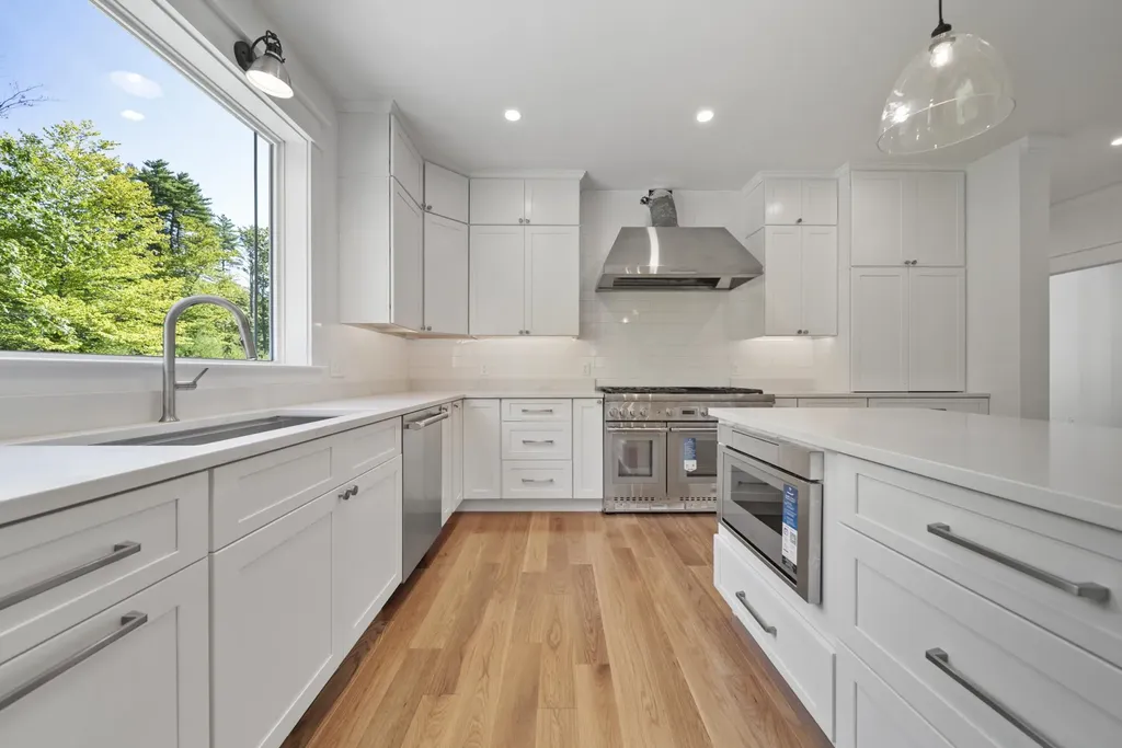 29 Westover Lane Bow NH 03304