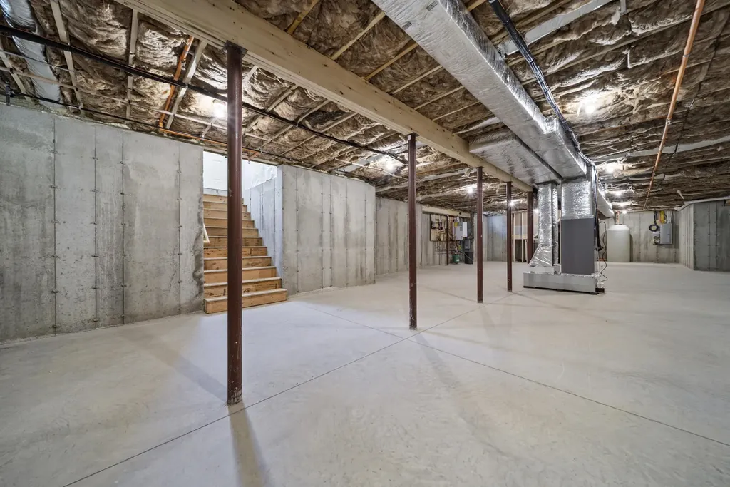 29 Westover Lane Bow NH 03304