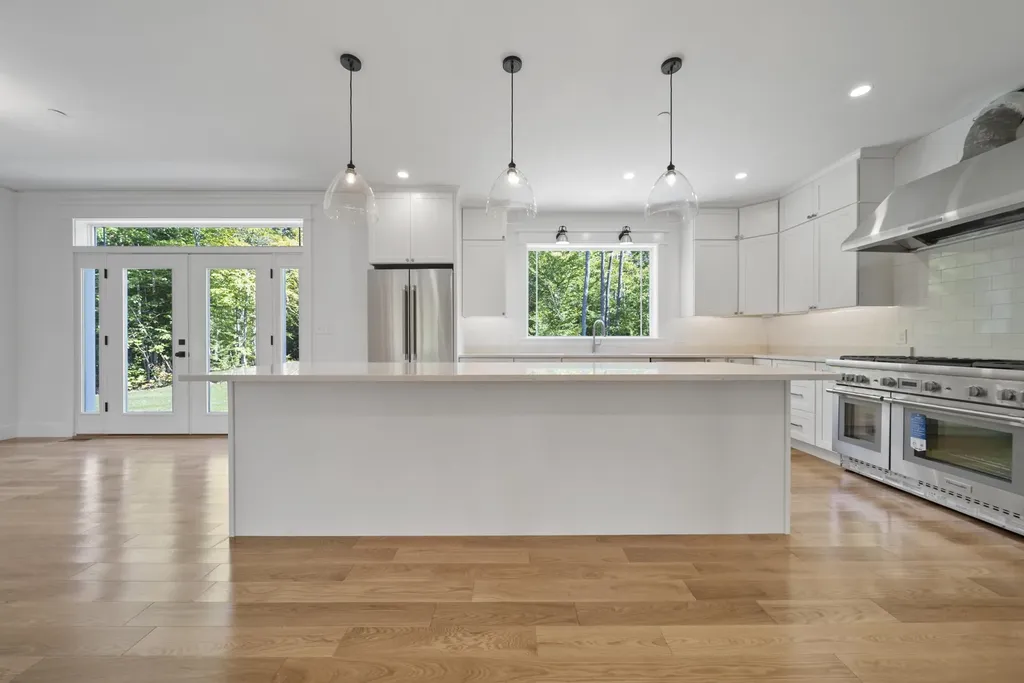 29 Westover Lane Bow NH 03304