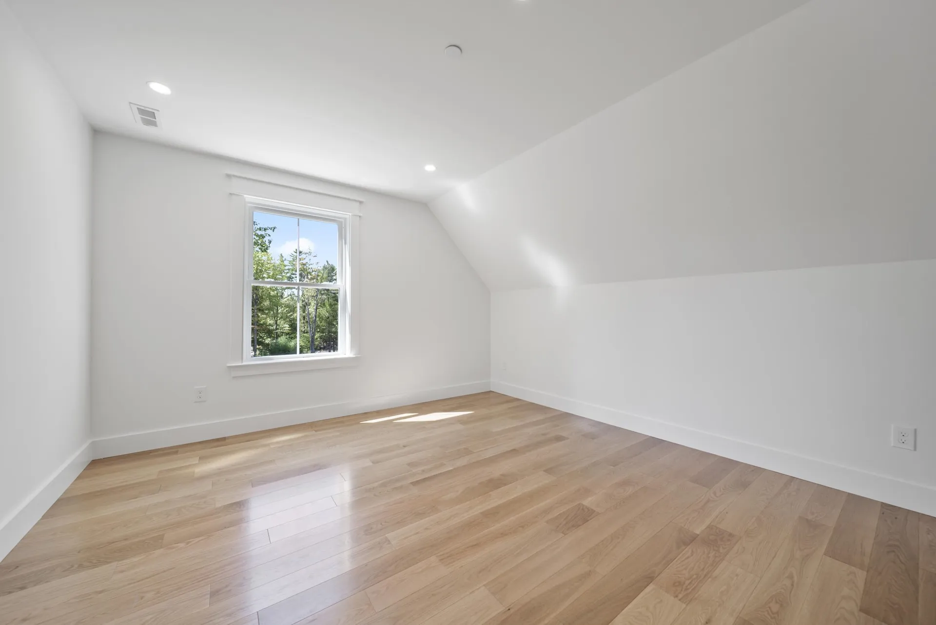 29 Westover Lane Bow NH 03304