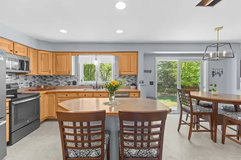 737 Hanon Drive Williston VT 05495