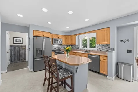 737 Hanon Drive Williston VT 05495