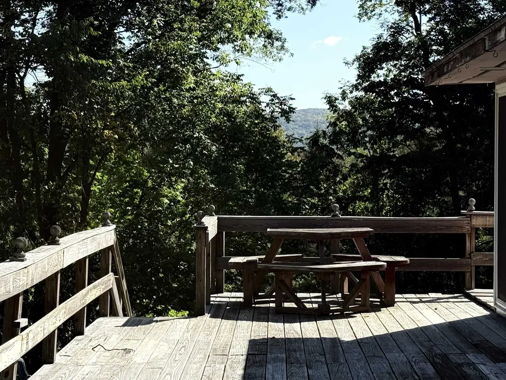 284 Flamstead Road Chester VT 05143