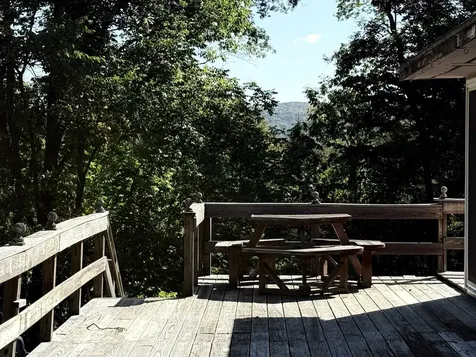 284 Flamstead Road Chester VT 05143