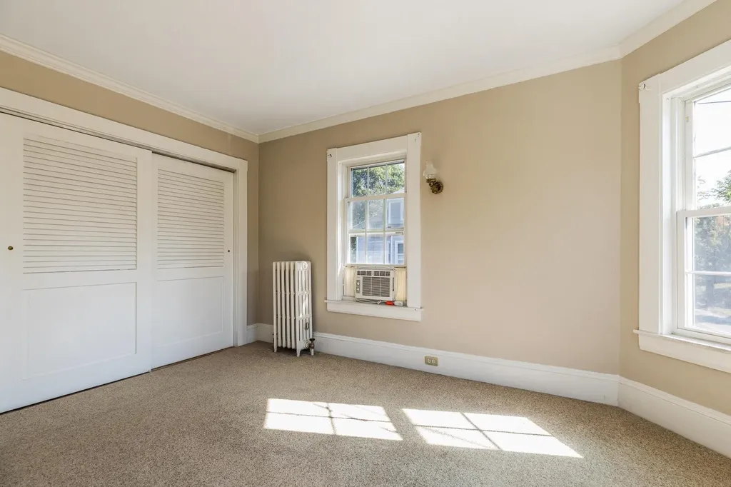 97 Middle Road Portsmouth NH 03801