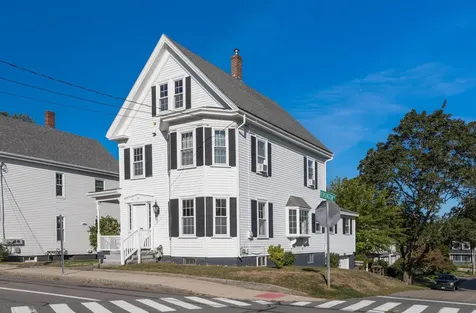 97 Middle Road Portsmouth NH 03801