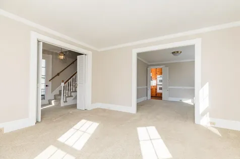 97 Middle Road Portsmouth NH 03801