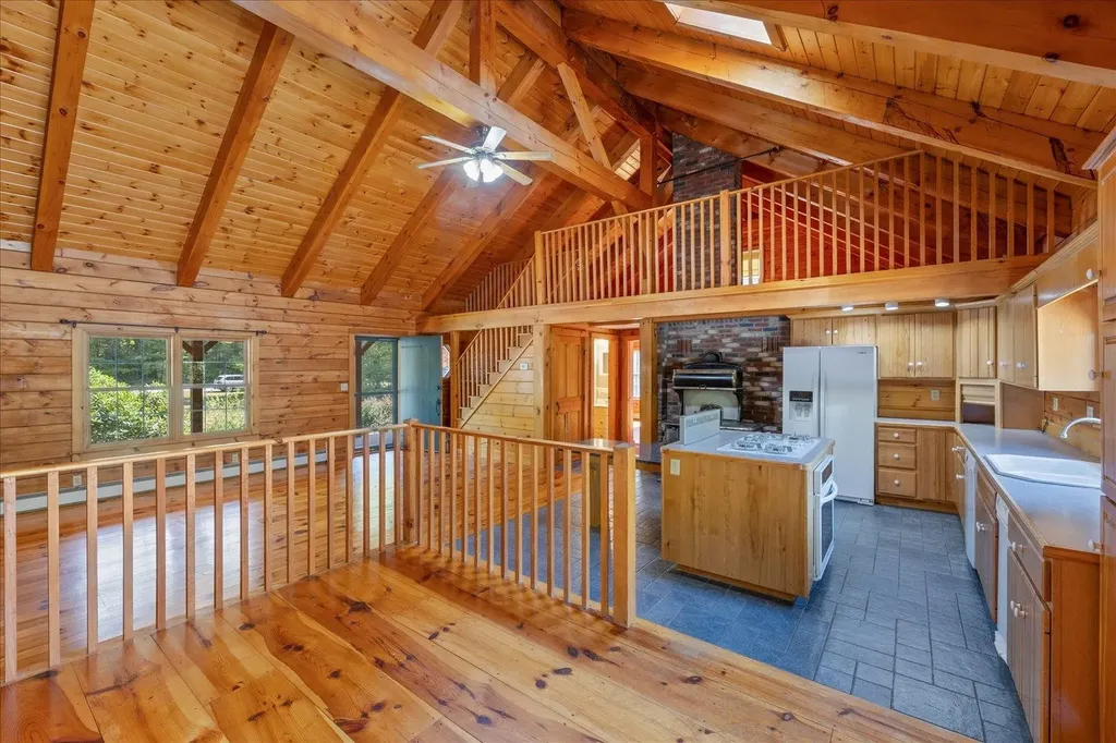 196 Whitcomb Road Swanzey NH 03446