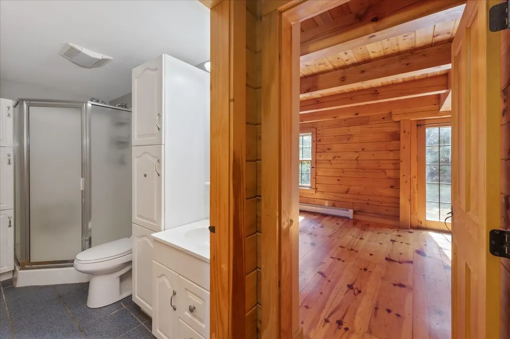 196 Whitcomb Road Swanzey NH 03446