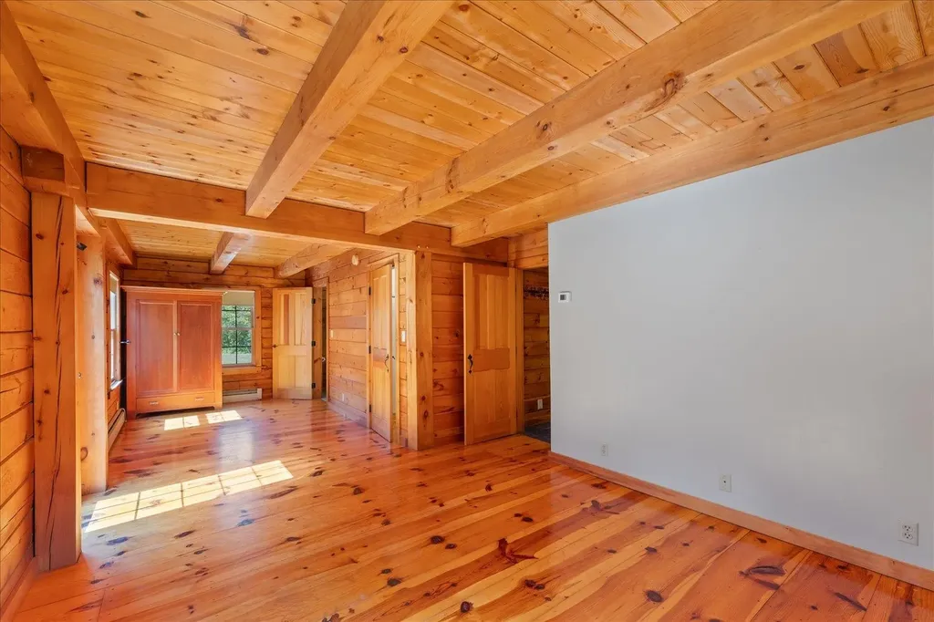 196 Whitcomb Road Swanzey NH 03446