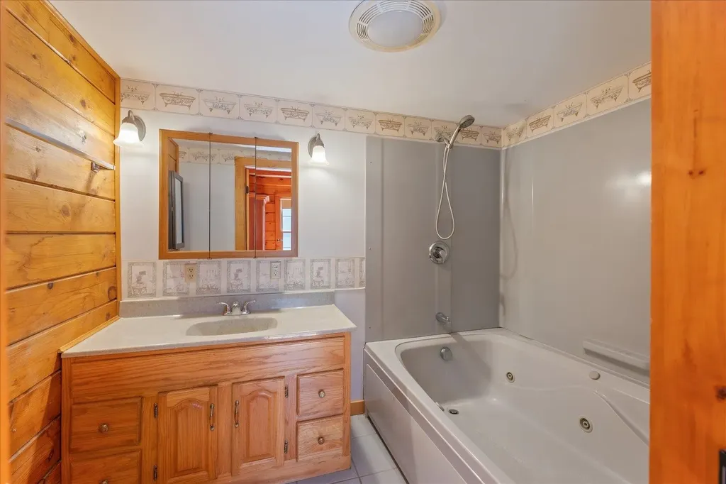 196 Whitcomb Road Swanzey NH 03446