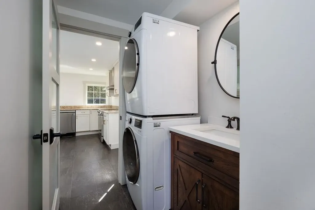 55 Water Street Bradford NH 03221