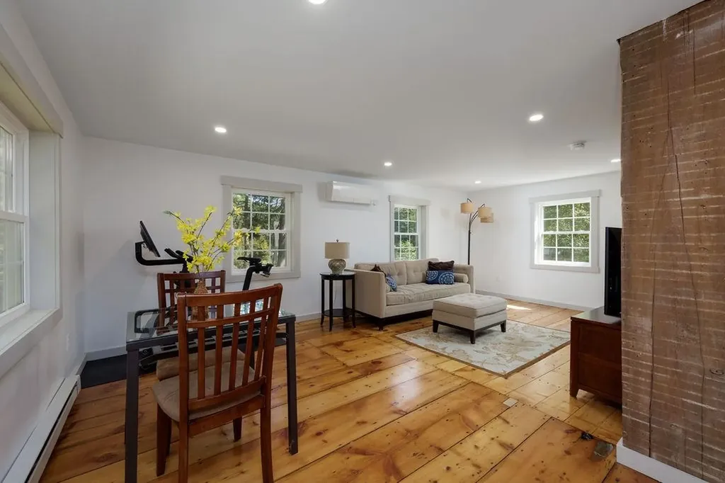 55 Water Street Bradford NH 03221