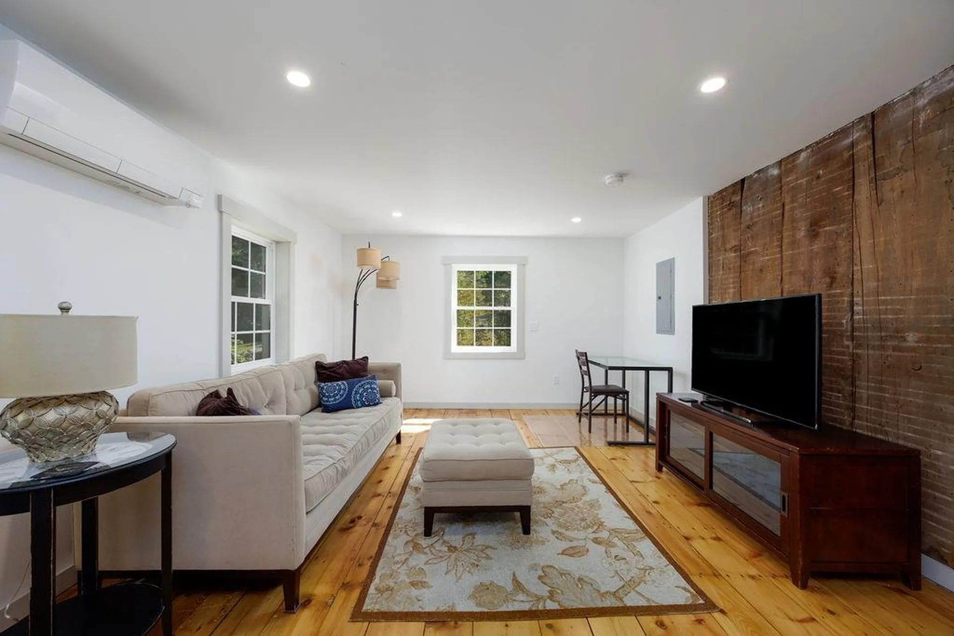 55 Water Street Bradford NH 03221