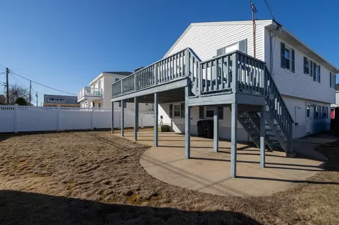 170 Tilton Street Seabrook NH 03874