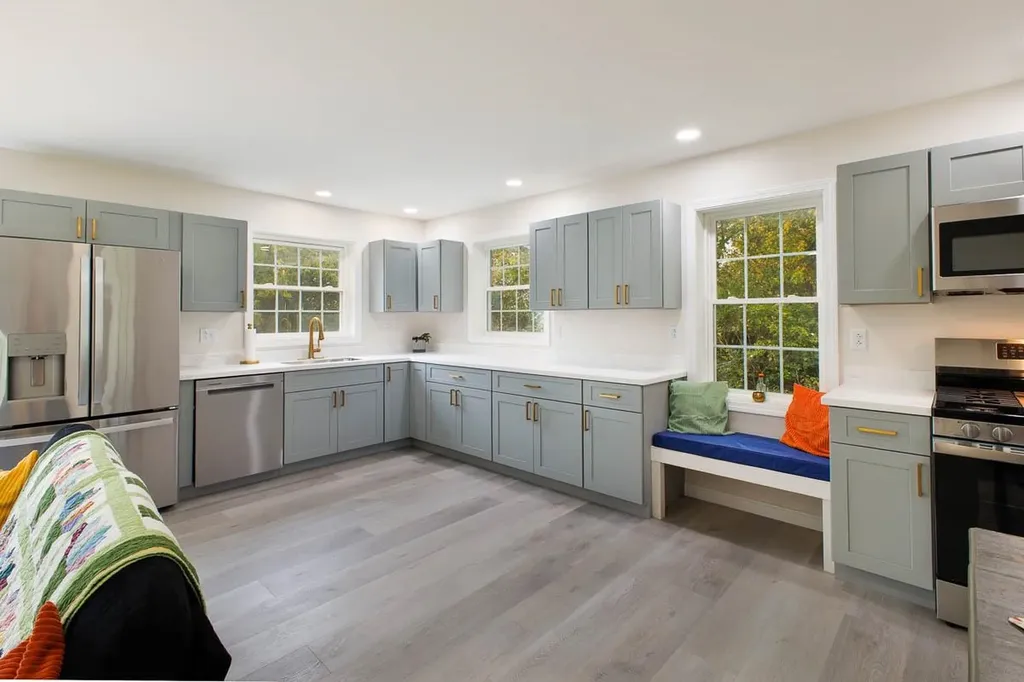 51 Pearl Street Grand Isle VT 05458