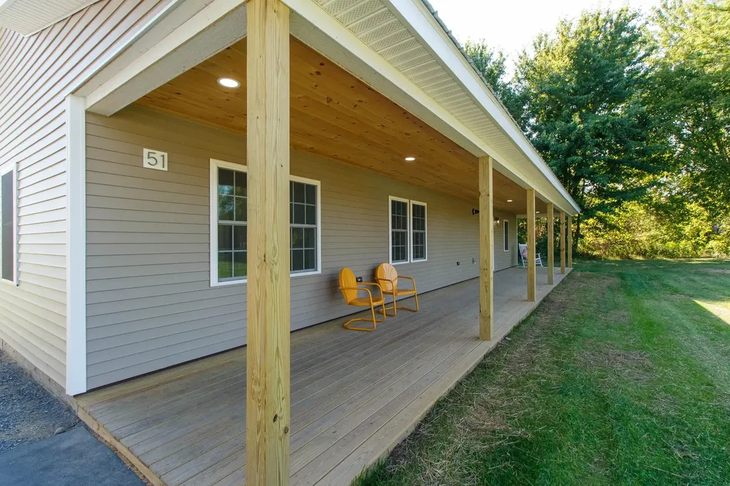 51 Pearl Street Grand Isle VT 05458