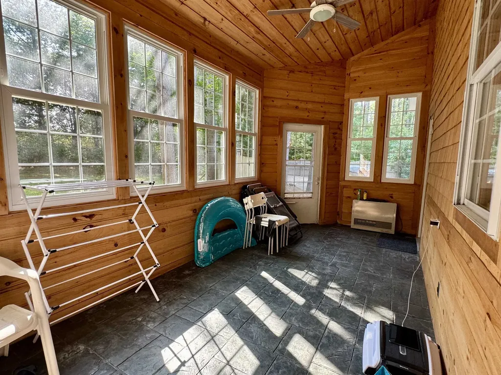 20 Cherry Lane Newport City VT 05855