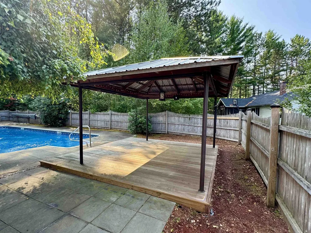 20 Cherry Lane Newport City VT 05855