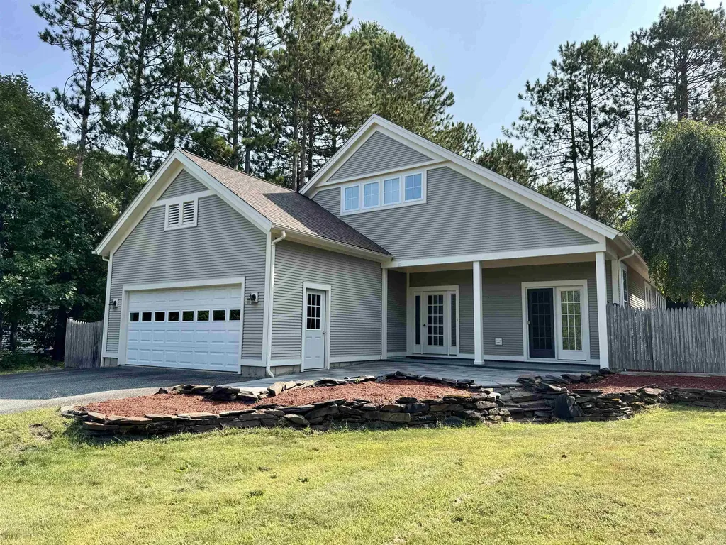 20 Cherry Lane Newport City VT 05855