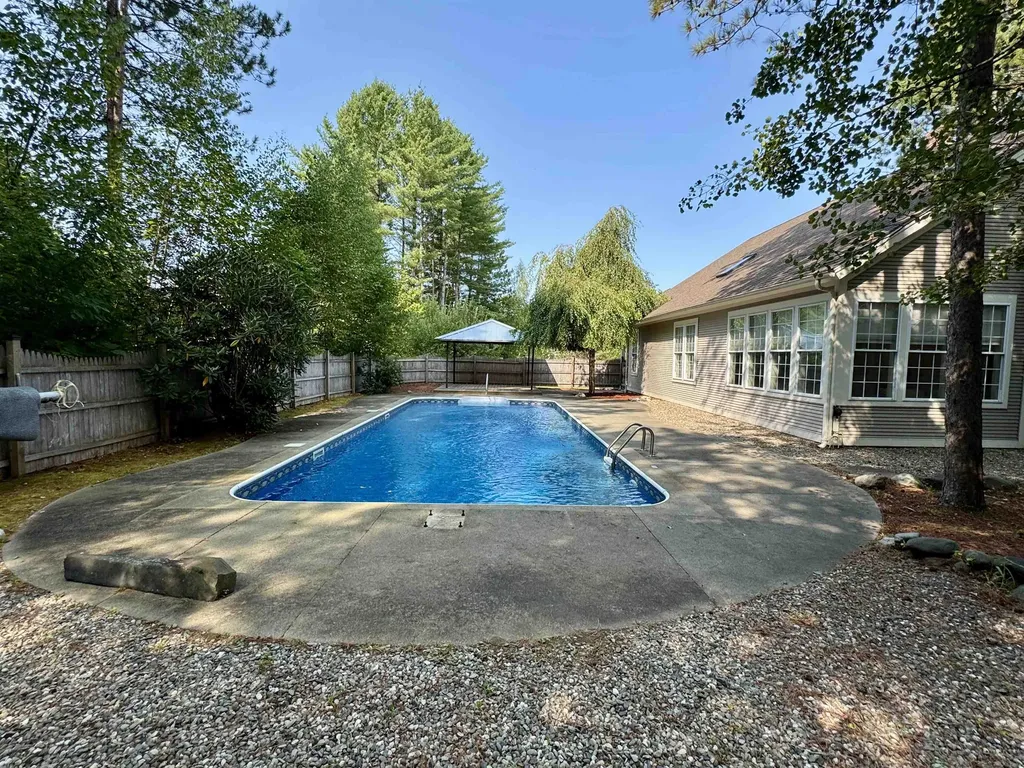 20 Cherry Lane Newport City VT 05855