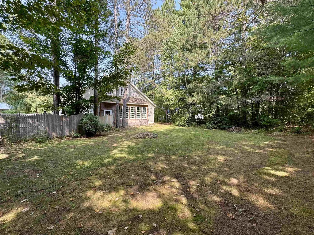 20 Cherry Lane Newport City VT 05855