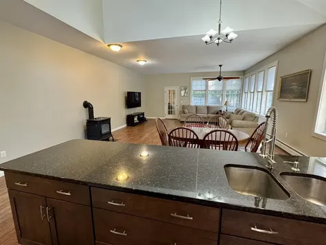 20 Cherry Lane Newport City VT 05855