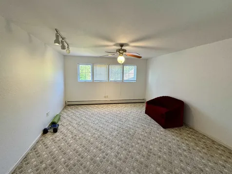 20 Cherry Lane Newport City VT 05855