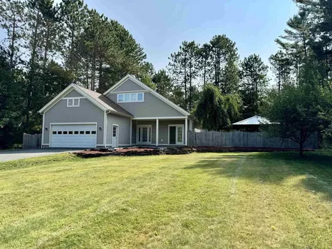 20 Cherry Lane Newport City VT 05855