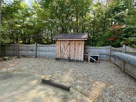 20 Cherry Lane Newport City VT 05855