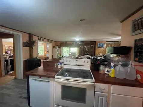 67 Owls Head Highway Jefferson NH 03583