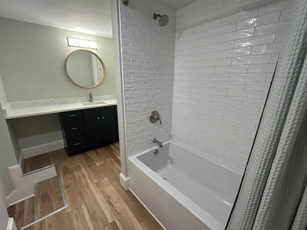 81 Front Street Exeter NH 03833