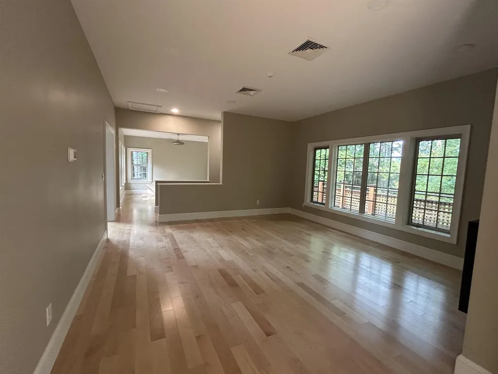 81 Front Street Exeter NH 03833