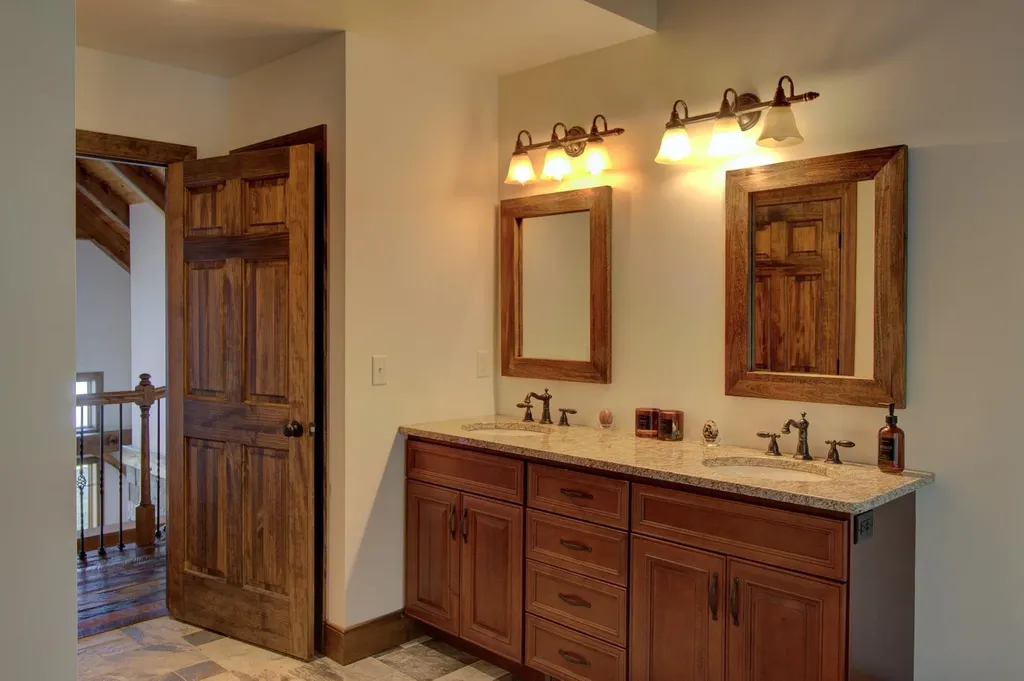 124 East Shore North Grand Isle VT 05458