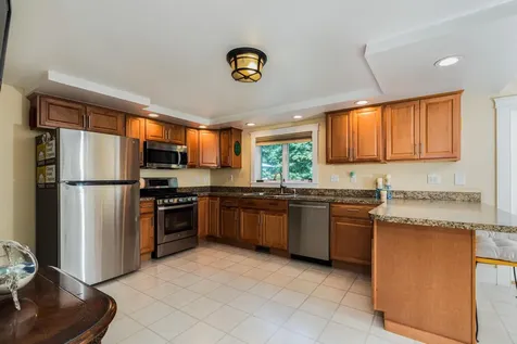 105 Brentwood Road Exeter NH 03833