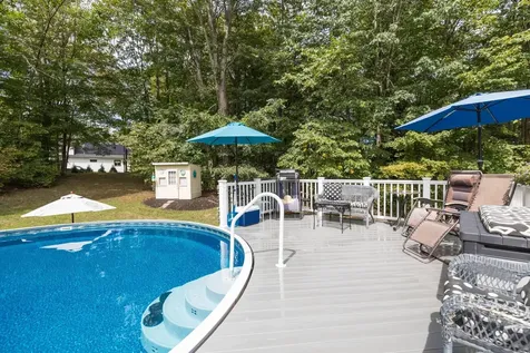 105 Brentwood Road Exeter NH 03833