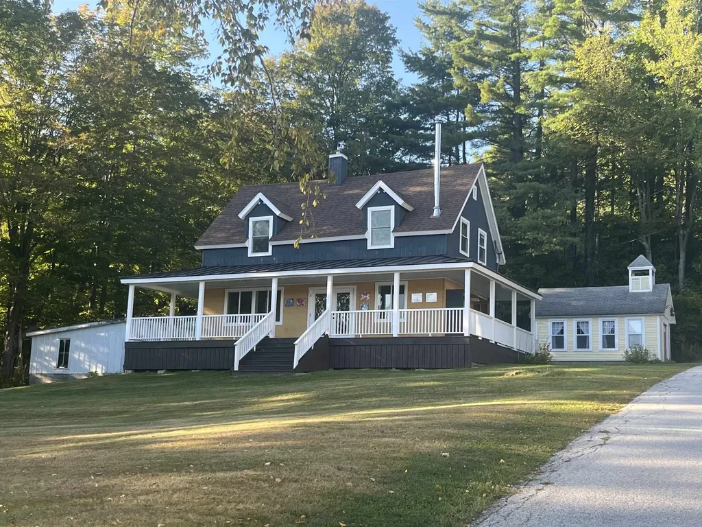 16 Gill Terrace Ludlow VT 05149