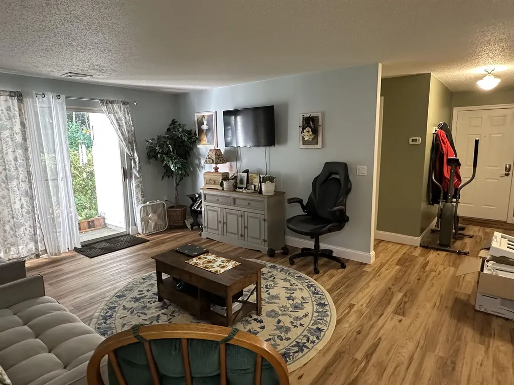 29 Windsor Court Keene NH 03431