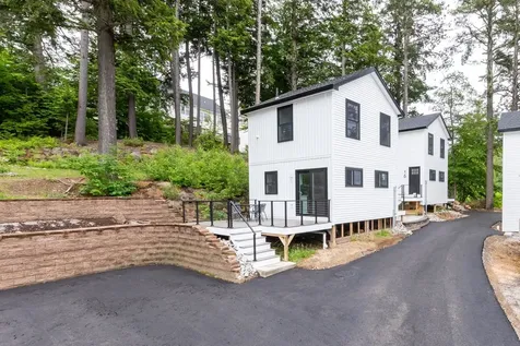 427 Weirs Boulevard Laconia NH 03246