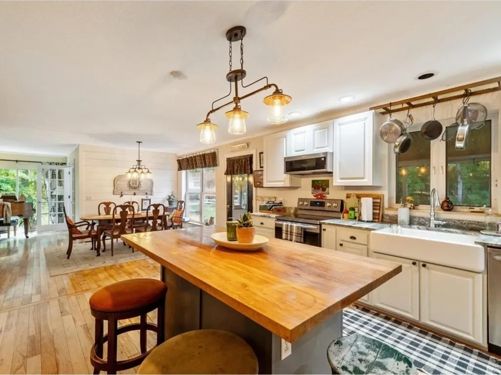 53 Kirker Drive Georgia VT 05478