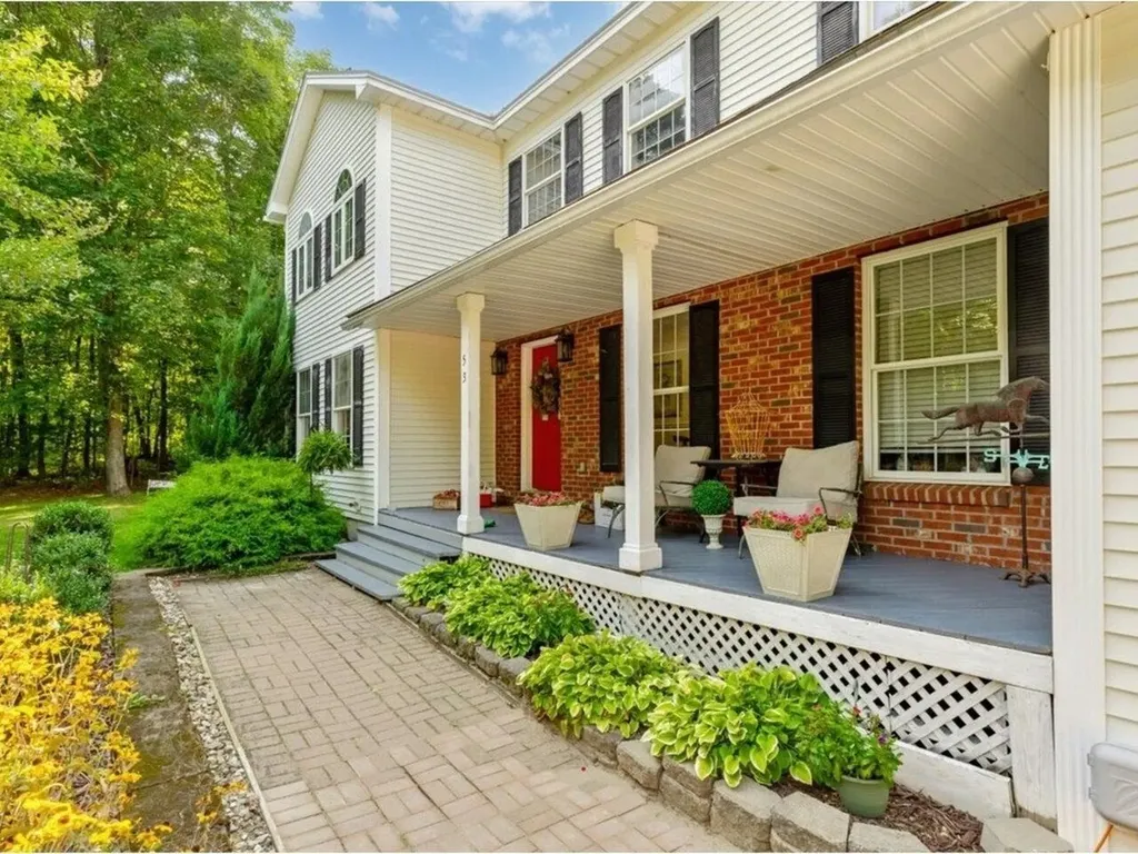 53 Kirker Drive Georgia VT 05478