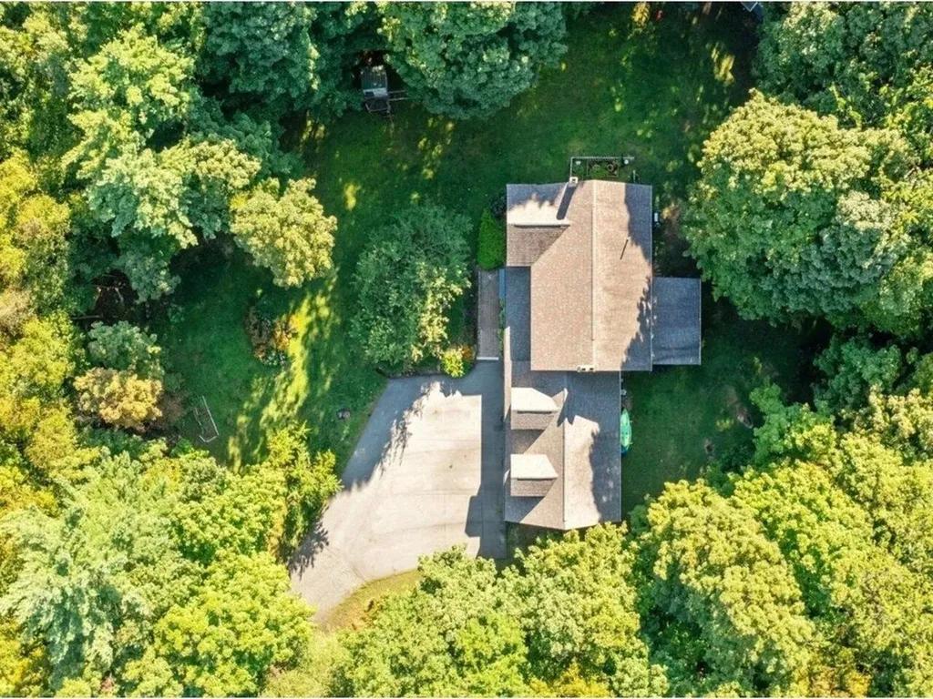 53 Kirker Drive Georgia VT 05478