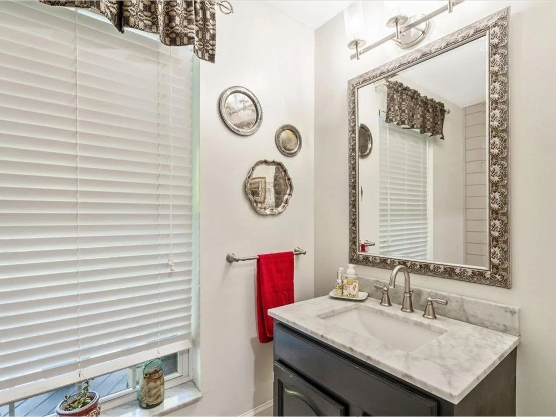 53 Kirker Drive Georgia VT 05478