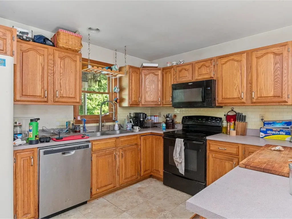 27 Oak Hill Lane Westford VT 05494