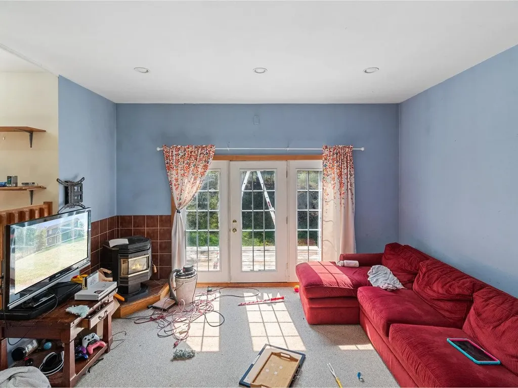 27 Oak Hill Lane Westford VT 05494
