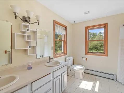 27 Oak Hill Lane Westford VT 05494