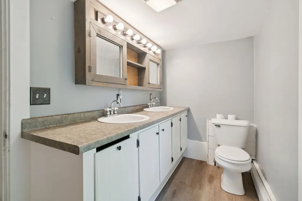 295 Andover Road New London NH 03257