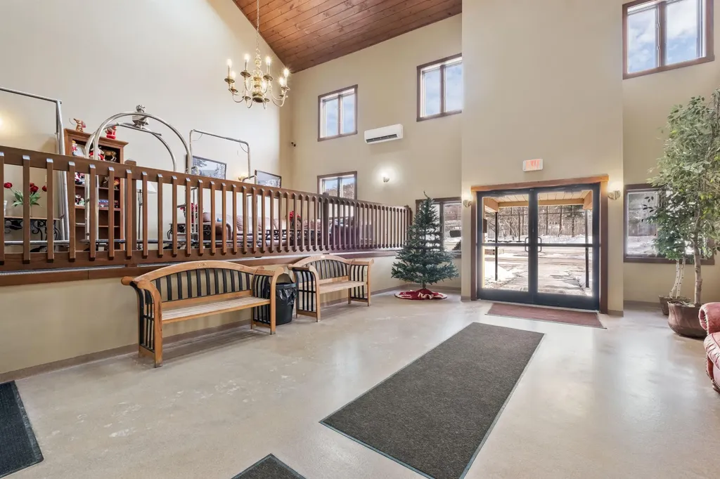 227 Main Street Lincoln NH 03251