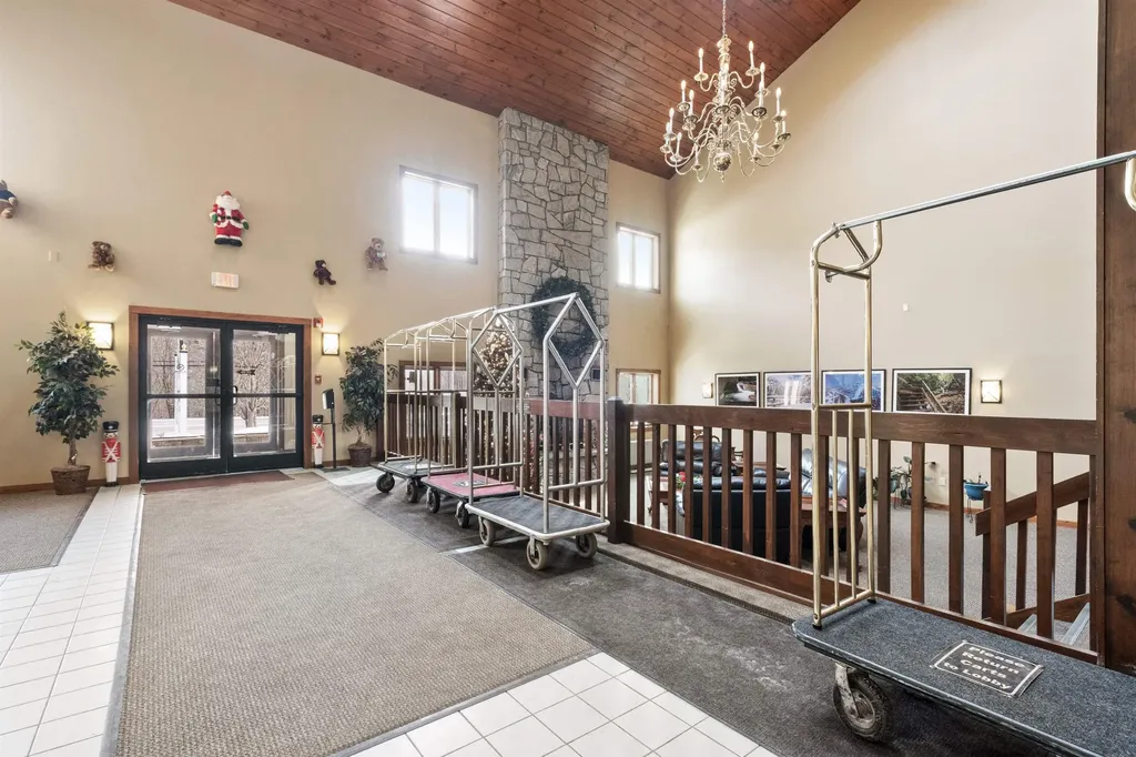 227 Main Street Lincoln NH 03251