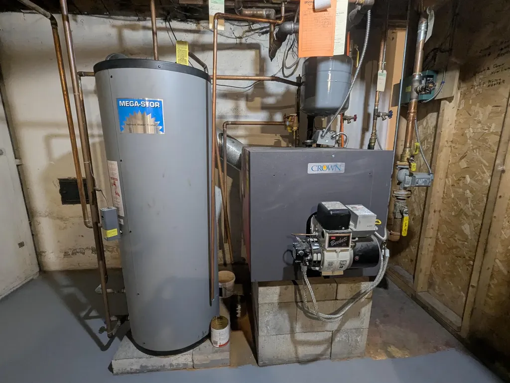 46 Ridge Avenue Claremont NH 03743